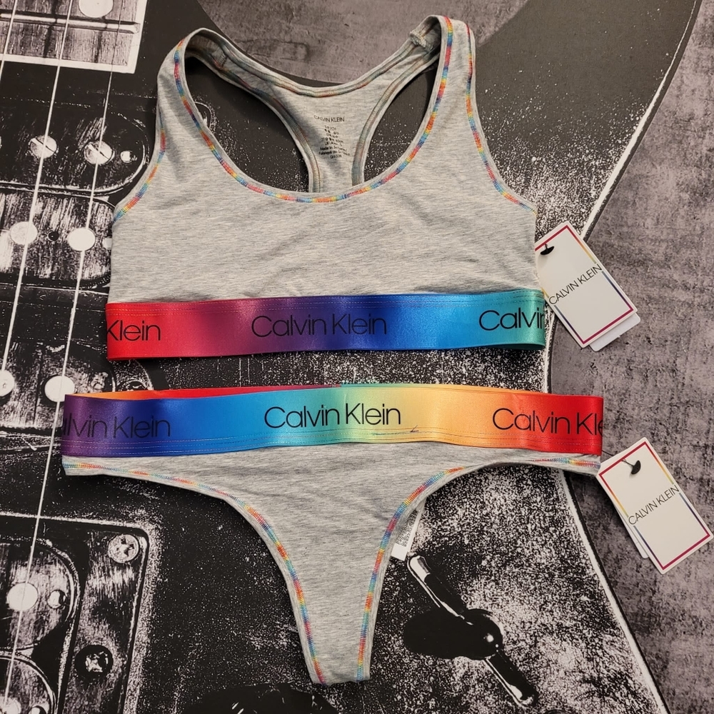 NWT Calvin Klein Set